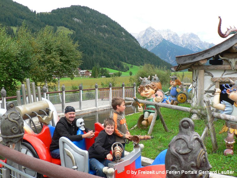 Familienland Pillersee Freizeitpark Tirol Erlebnispark in